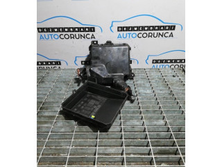 Блок предохранителей Citroen C-Crosser