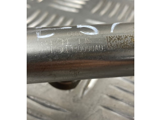 Vstřikovací lišta 06E130090AD Audi A8 S8 D4 4H