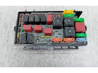 Блок предохранителей  51737884BZ   Fiat Grande Punto    