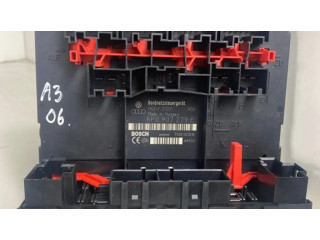 Блок комфорта 8P0907279E, F005V00518 Audi A3 S3 A3 Sportback 8P