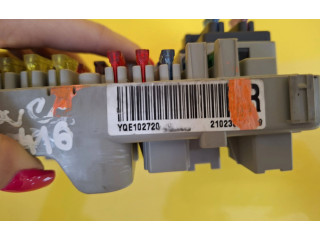 Блок предохранителей YQE102720 Rover 620