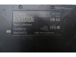 Блок комфорта 5Q0937084AQ   Skoda Octavia Mk3 (5E)   