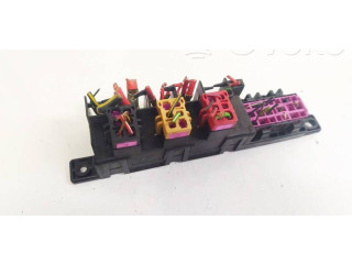 Блок предохранителей 8L0941822A, 896083000 Audi A6 S6 C5 4B