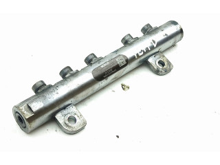 Топливная рампа 0445216050   Maserati Ghibli   для двигателя M15746 D