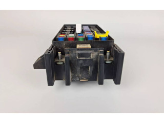 Блок предохранителей 94500-3E160   KIA Sorento    