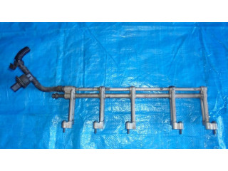 Магистральная трубка топлива