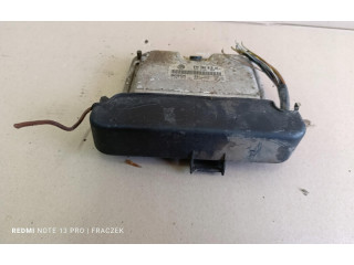 Блок управления 074906018AK   Volkswagen Transporter - Caravelle T4