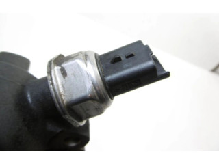 Топливная рампа 8200057345, 8200057345   Renault Clio II  