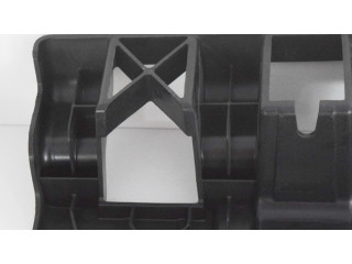 Другая деталь салона