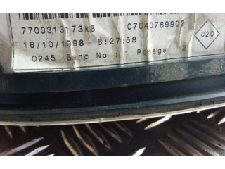 Přístrojová deska Renault Kangoo I 1999 7700313173K8