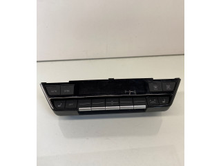 Блок управления климат-контролем 4J3820043A   Audi e-tron