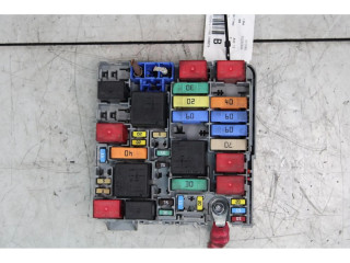 Блок предохранителей    Alfa Romeo Giulietta    