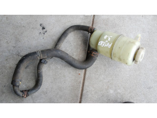 Přístrojová deska Mitsubishi Pajero 2004 200KM