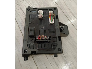 Блок комфорта 8201054119 Renault Clio III