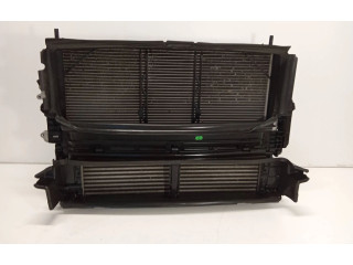 Интеркулер 31657360, 32224829 Volvo XC60