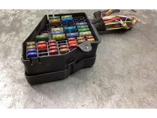 Блок предохранителей Audi A6 S6 C5 4B