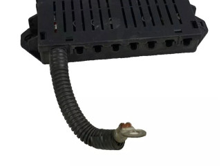 Блок предохранителей  9162323   Volvo V70    