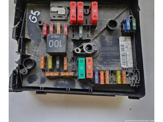 Блок предохранителей 1k0937125 Volkswagen Golf Plus