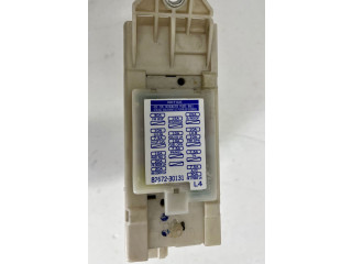   Pojistková skříňka 8267230131, 8273030272   Lexus GS 300 350 430 450H 2006