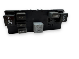 Блок предохранителей 8P0907279K Audi A3 S3 8P