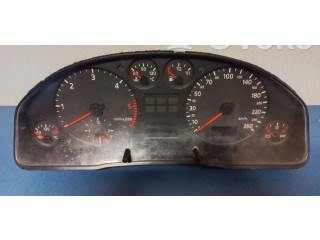 Панель приборов 4B0919860E, 110008888001 Audi A6 S6 C5 4B