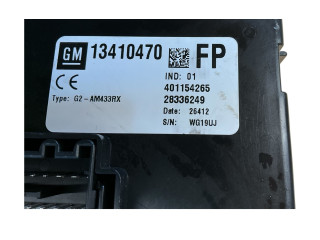 Блок предохранителей 13410470, 28336249 Opel Meriva B