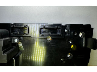 Блок управления климат-контролем 8697140, 04W24E Volvo V70