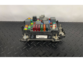 Pojistková skříňka 12193645 Cadillac Escalade 2007