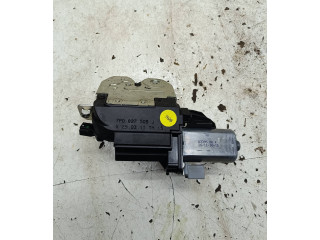 Zámek zadních dveří 7P0827505J   Volkswagen Touareg II 2012