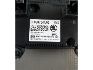 Блок управления климат-контролем 5E0907044AQ   Skoda Octavia Mk3 (5E)