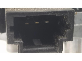 Моторчик заднего дворника 287108228R Dacia Duster