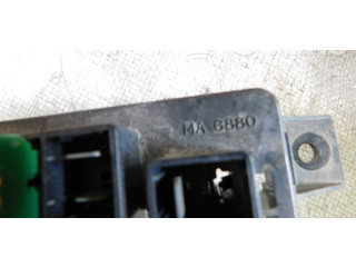 Pojistková skříňka MA6880 Mitsubishi Pajero 1995