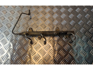 Vstřikovací lišta 057130089C Audi A8 S8 D3 4E