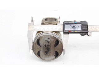 Поршень с шатуном D14A2 HF2 Honda Civic