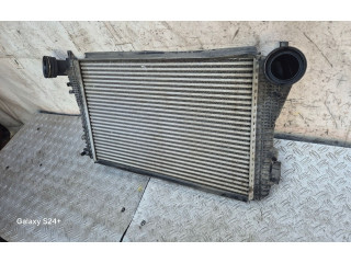 Интеркулер 1K0145803T Volkswagen Golf Plus