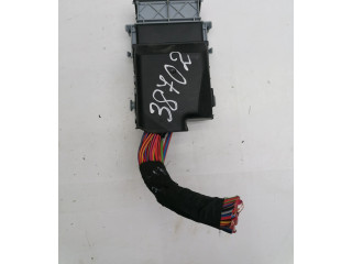 Pojistková skříňka 13222786 Opel Zafira C 2015