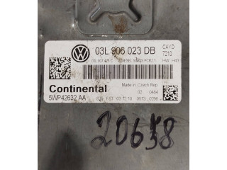 Блок управления 03l906023db Volkswagen Caddy