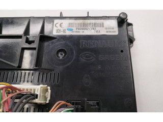 Pojistková skříňka Řídící jednotka BSM P8200621762, 281180842A   Renault Clio III 2007