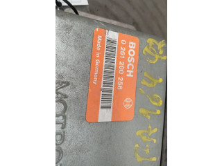 Řídící jednotka 0261200256 Alfa Romeo 164 1992