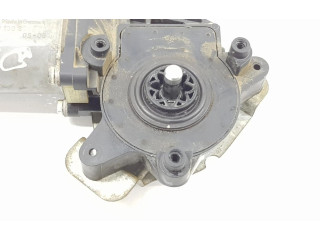 Передний двигатель механизма для подъема окон 0130821720, 807012X00B   Nissan Terrano