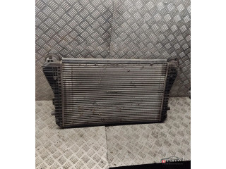 Интеркулер  1k0145803l   Skoda Octavia Mk2 (1Z) 
