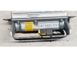 Подушка безопасности пассажира 7M3880204D Ford Galaxy