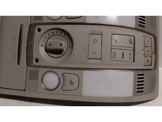 Фонарь освещения передних мест