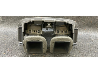 Задняя воздушная решётка