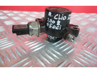 Топливная рампа 8200584034, 55PP03-02   Renault Clio III  