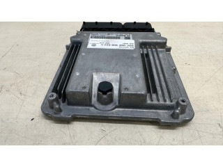 Řídící jednotka 06E906023C, 0261S05627 Volkswagen Touareg II 2011