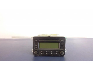 Радио/ проигрыватель CD/DVD / навигация