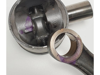 Píst 8854 Mercedes-Benz E W211