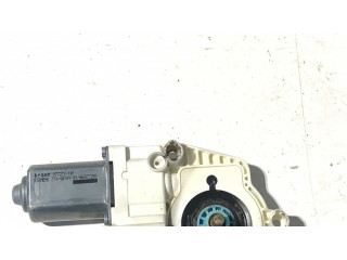 Передний двигатель механизма для подъема окон