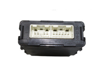 Блок управления коробкой передач 8953576010 Lexus CT 200H